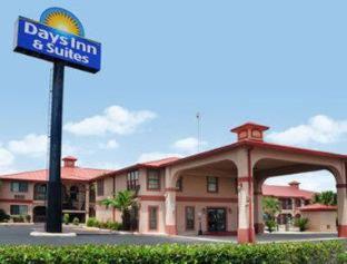 Days Inn & Suites by Wyndham Braunig Lake Elmendorf Zimmer foto